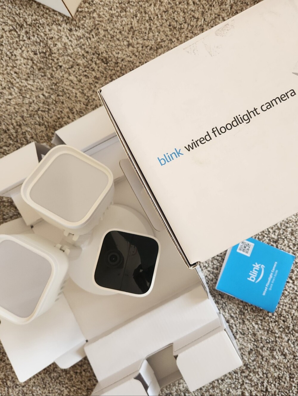 Brand New!Blink Wired Floodlight Camera in White